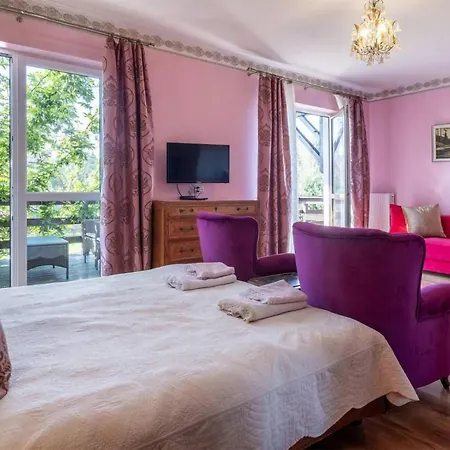 Stunning In Chlapowo With Wifi Apartment