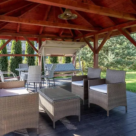 Lovely In Chlapowo With Wifi *